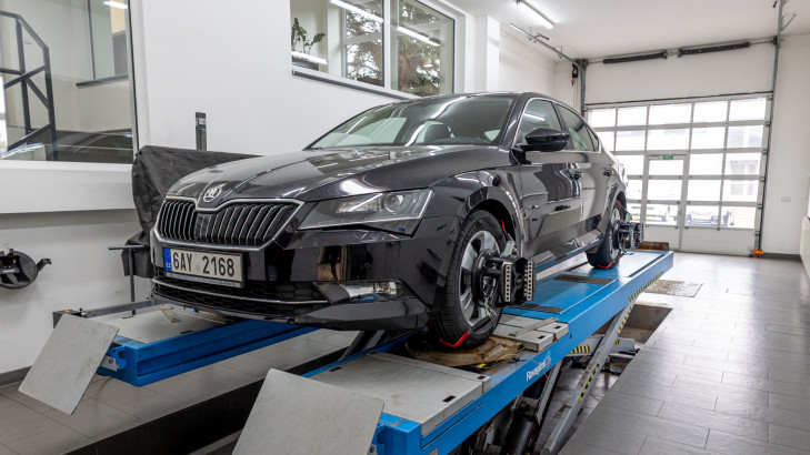 Jarní servis ARAVER CZ: Dopřejte svému vozu perfektní start do sezóny