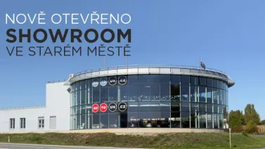 Motocykly, prémiové zánovní vozy i gastronomie pod jednou střechou